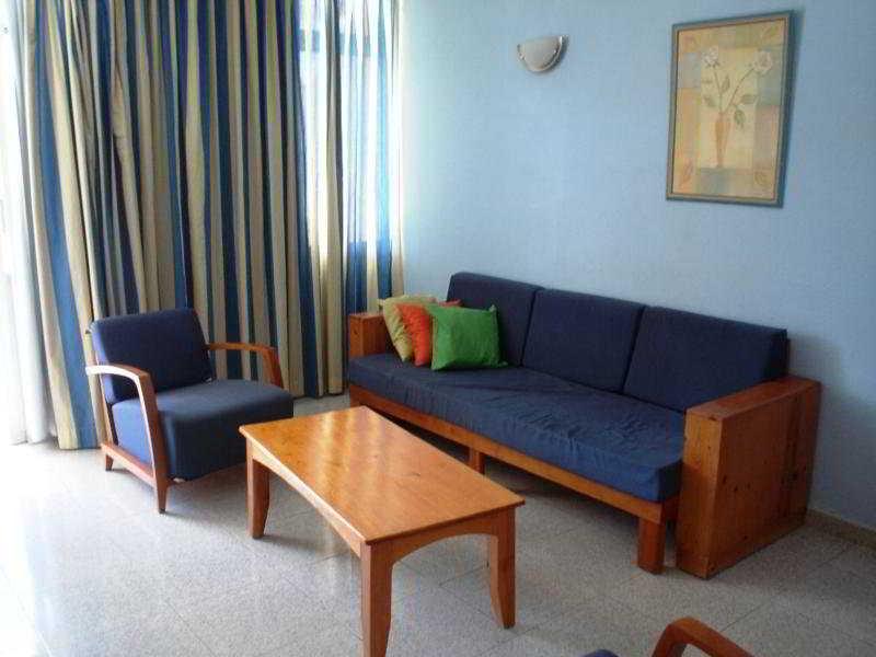 Apartamentos Montemar بلايا ديل إنغلز المظهر الخارجي الصورة